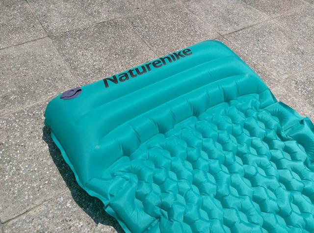 NatureHike超轻量蛋槽带枕充气睡垫测评